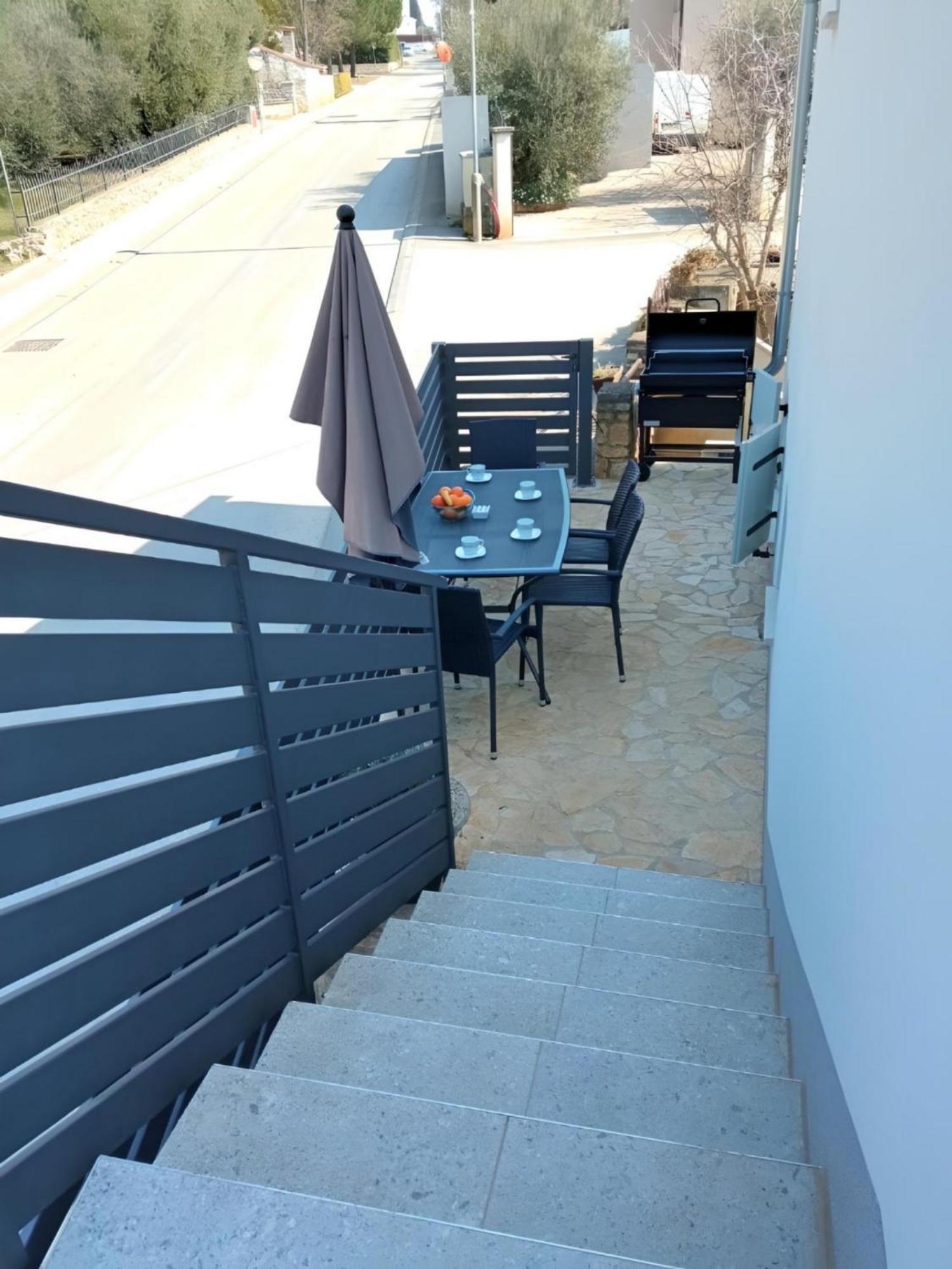 Apartment Valentino Tar-Vabriga Екстер'єр фото