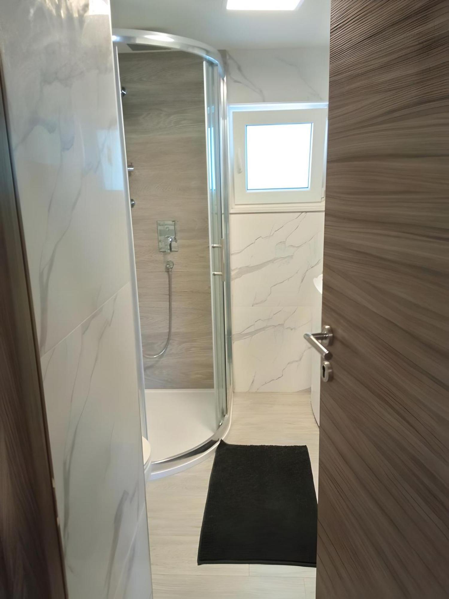 Apartment Valentino Tar-Vabriga Екстер'єр фото